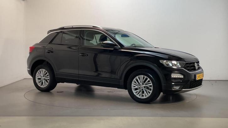 Zakelijke Lease |  Volkswagen T-Roc 1.5 TSI 150pk Style Busi, Auto's, Volkswagen, Dealer onderhouden, Lease, Grijs, Handgeschakeld