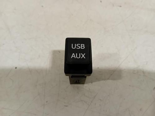 AUX poort Toyota Auris  1.8 Hybrid 8619002060, Auto-onderdelen, Elektronica en Kabels, ARN erkend, Stiba lid, Erkend duurzaam