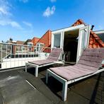Gemeubileerde studio met wasmachine en dakterras in centrum, Overige regio's