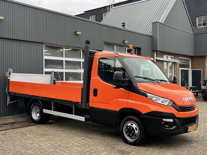 Iveco Daily 35C14 2.3 375, Auto's, Bestelauto's, Onderhoudsboekje, Lease, Overige kleuren, Handgeschakeld, Overige kleuren, Financial lease