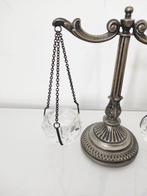 Zoutvat - als een weegschaal - Kristal, Metaal