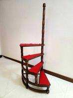 Trapje - Hout - Bibliotheeklijst