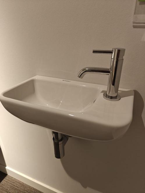 Showmodel Duravit Fontein met kraan - 0018, Doe-het-zelf en Verbouw, Sanitair, Wastafel, Nieuw, Steen, Ophalen
