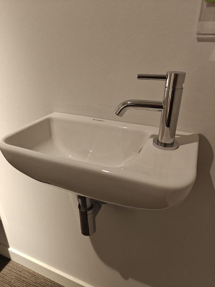 Showmodel Duravit Fontein met kraan - 0018, Doe-het-zelf en Verbouw, Sanitair, Wastafel, Nieuw, Steen, Ophalen