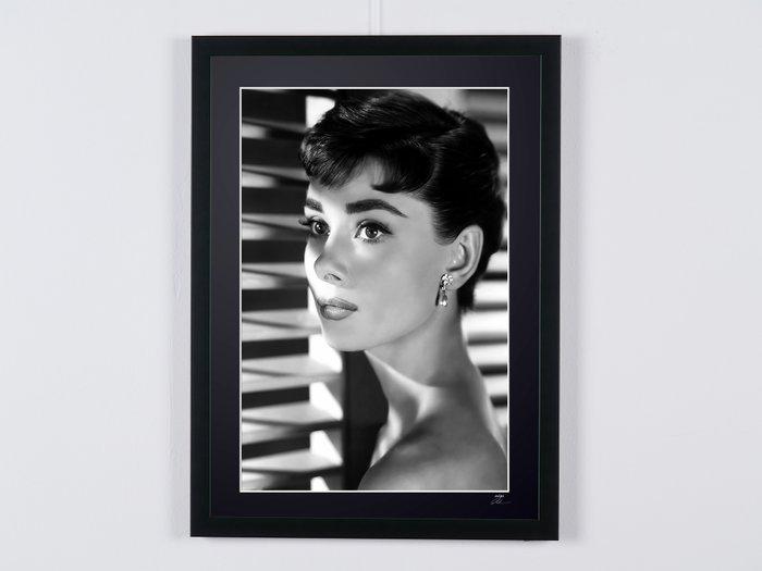 Audrey Hepburn - On the set of Sabrina, 1954 - Fine Art, Verzamelen, Film en Tv