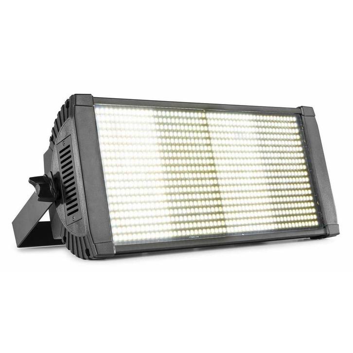 Retourdeal - BeamZ Pro BS1000 LED stroboscoop en blinder - 4, Muziek en Instrumenten, Licht en Laser, Zo goed als nieuw, Verzenden
