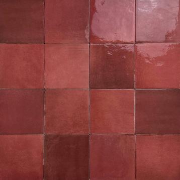 Handvorm wandtegel 13x13 bordeaux rood random glans beschikbaar voor biedingen