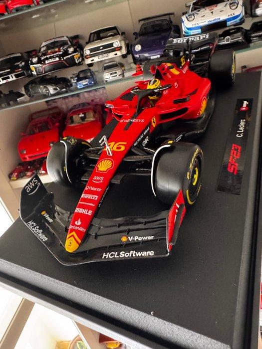 Bburago 1:18 - Modelauto - Charles Leclerc Ferrari SF-23 #16, Hobby en Vrije tijd, Modelauto's | 1:5 tot 1:12