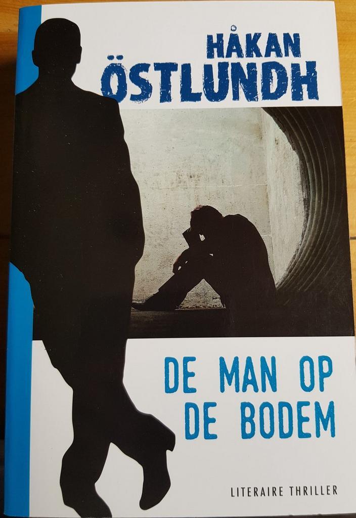 De man op de bodem 8713545012804 Hakan Ostlundh, Boeken, Thrillers, Zo goed als nieuw, Verzenden