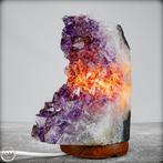 Natuurlijke amethistlamp op houten standaard- 1845.88 g