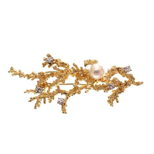 18 krt. Gouden koraal broche met parel en diamanten 0,35 ct., Sieraden, Tassen en Uiterlijk, Broches, Overige kleuren, Gebruikt