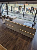 Nolte showroom keuken– Beton, greepl. - incl. apparatuur, Overige typen, Nieuw, Kunststof, Met kookeiland