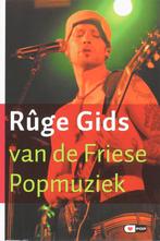 Ruge gids van de Friese popmuziek 9789033006456, Boeken, Muziek, Gelezen, T. Van'T Veer, Titus van 't Veer, Verzenden