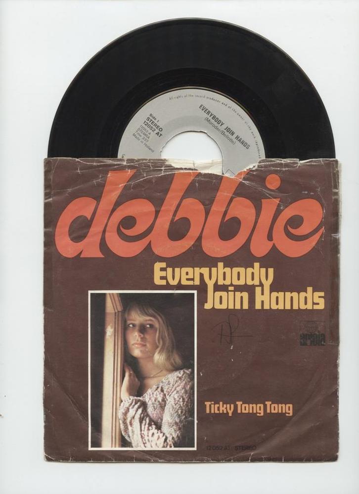 Debbie – Everybody Join Hands / Ticky Tong Tong (1-7-V..., Cd's en Dvd's, Vinyl Singles, Verzenden