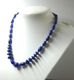 Handgemaakte halsketting van lapis-lazuli. Sieraden- 35.23 g