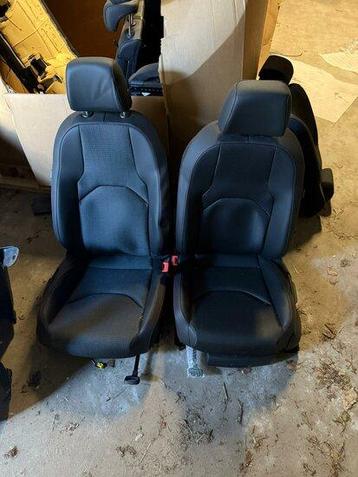 VW Caddy interieur voor stoelen beschikbaar voor biedingen