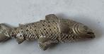 Doos - .800 zilver - gearticuleerde vis, Antiek en Kunst, Antiek | Goud en Zilver