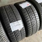 2 x Pirelli Sottozero 3 245-45-19 Winterbanden 5mm, Auto-onderdelen, Banden en Velgen, 19 inch, Band(en), Personenwagen, Gebruikt