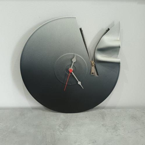 wandklok - Modern vinyl - 1980-1990 - Design wandklok, Antiek en Kunst, Kunst | Designobjecten
