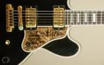 Gibson - Lucille - Gifted to Pope John Paul II from BB KING, Nieuw