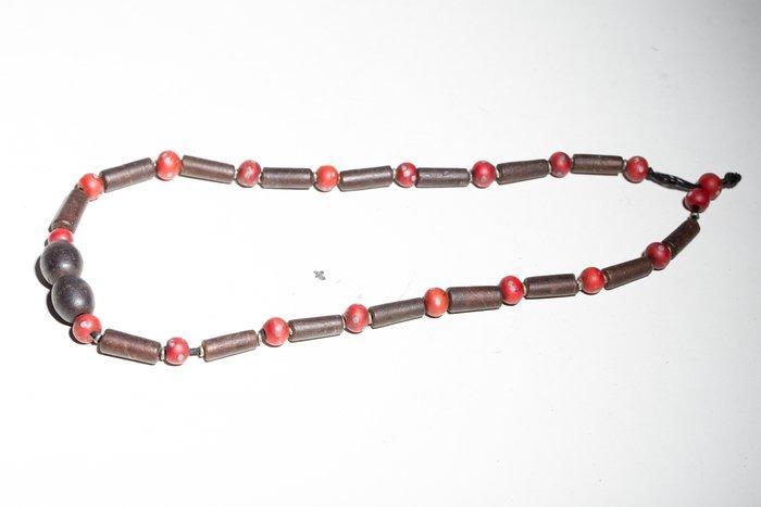Ketting en pâte de verre - Afrika - Kameroen (Zonder, Antiek en Kunst, Kunst | Niet-Westerse kunst