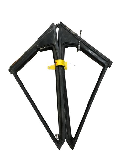 Volvo ventilatieraam rubber - set van 2 - voor 164 gebruikt, Auto-onderdelen, Overige Auto-onderdelen, Nieuw, Volvo, Verzenden