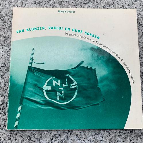 Van klunzen, vaklui en oude sokken (Marga Coesel) NJN, Boeken, Geschiedenis | Vaderland, Gelezen, 20e eeuw of later, Verzenden
