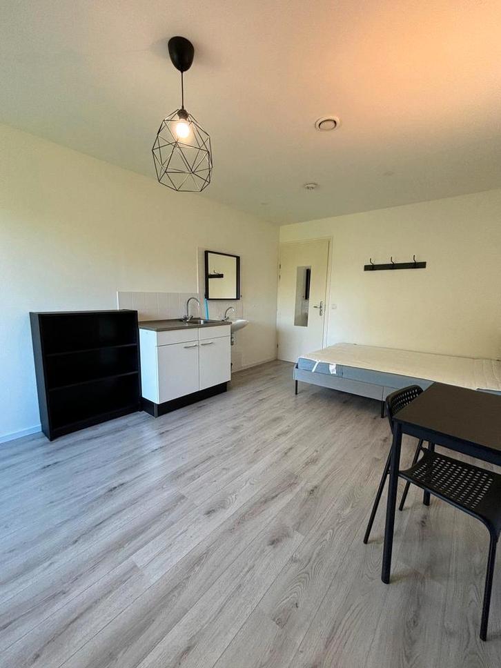 Te huur: Kamer Dorpstraat in Maastricht, Huizen en Kamers, Kamers te huur