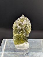 Moldaviet 9 CT - Prachtige Natuurlijke Vorm en Structuur. -, Verzamelen, Mineralen en Fossielen