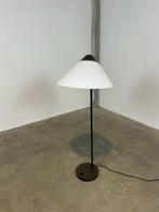 Louis Poulsen - Hans Wegner - Lamp - Staal - Opala, Antiek en Kunst