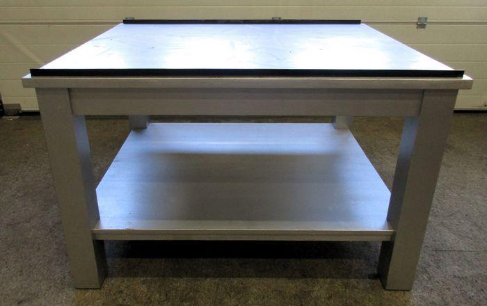 Presentatie tafel, Display B120 x D100 x H75 cm, Hout, Zakelijke goederen, Kantoor en Winkelinrichting | Kantoorartikelen, Gebruikt