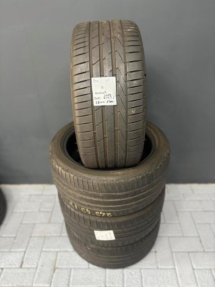 245/40/18 HANKOOK S1EVO3 5,8MM 4 STUKS 300,- (2023), Auto-onderdelen, Banden en Velgen, 18 inch, Zomerbanden, 245 mm, Personenwagen