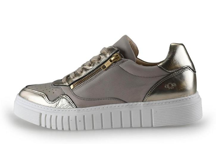 AQA Sneakers in maat 42 Overig | 10% extra korting, Kleding | Dames, Schoenen, Overige kleuren, Zo goed als nieuw, Sneakers of Gympen