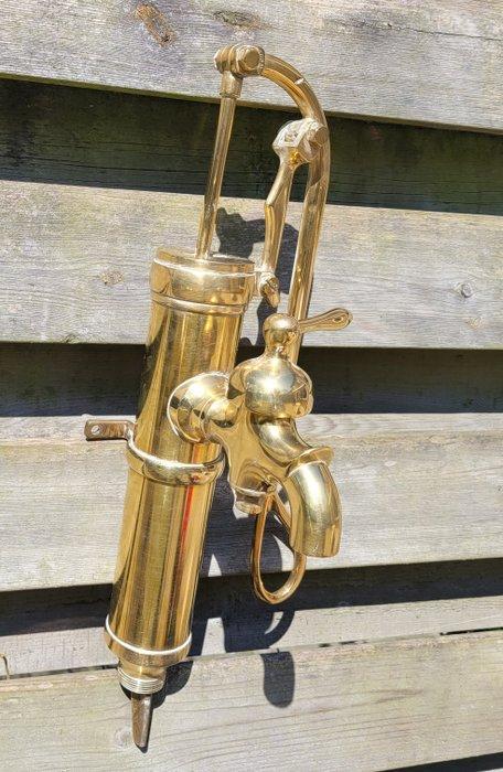 Pomp (1) - Scheepspomp - Koperen Scheeps pomp - 1930-1940, Antiek en Kunst, Curiosa en Brocante