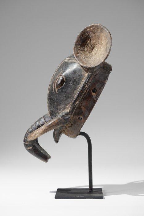 Een houten masker - Baule - Ivoorkust (Zonder Minimumprijs), Antiek en Kunst, Kunst | Niet-Westerse kunst