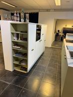 Nolte Showroom keuken – Softlack Avocado / Wit – Compleet, Nieuw, Kunststof, Groen, Met kookeiland