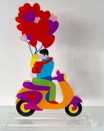 Marco Lodola (1955) - Kiss in motion