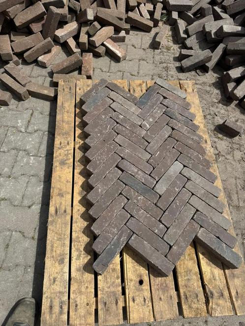 Gebakken Waalformaten Te Koop - 100m² beschikbaar!, Tuin en Terras, Tegels en Klinkers, Klinkers, Gebruikt, 10 m² of meer