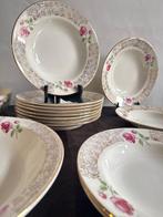 Sarreguemines - Tafelservies (15) - Porselein, Echt, Antiek en Kunst, Antiek | Meubels | Tafels