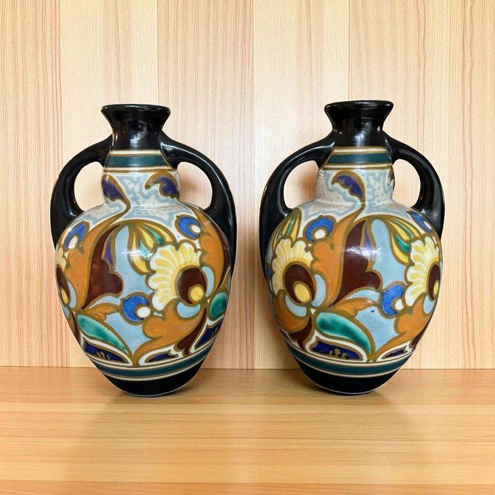 Plateelbakkerij Ivora - Gouda - Vaas (2) - Aardewerk - Gouda, Antiek en Kunst, Kunst | Designobjecten