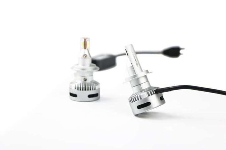 OEM LINE - LED Verlichting | Dimlicht / Grootlicht voor kopl, Auto diversen, Tuning en Styling, Ophalen of Verzenden