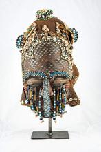 NGAADY en MWAASH MASK - KUBA - Kuba - DR Congo