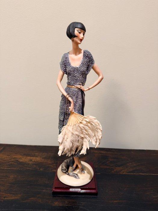 Capodimonte, Florence - Giuseppe Armani - Beeld, Vrouw met, Antiek en Kunst, Antiek | Glas en Kristal