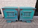 Nachtkastje - Hout - Twee vintage nachtkastjes
