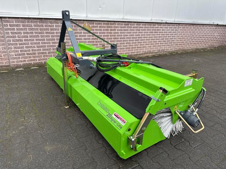 Bema Argar - Tractor veegmachine met opvangbak, Tuin en Terras, Veegmachines, Nieuw, Ophalen of Verzenden