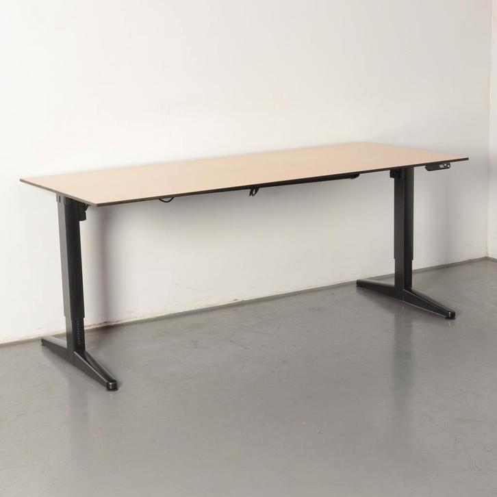 Ahrend Four Two elektrisch bureau, ahorn blad, 180 x 80 cm,, Huis en Inrichting, Bureaus, Ophalen of Verzenden