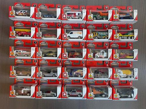 Matchbox 1:64 - Model cabriolet (26) - Ferrari Opel Cadillac, Hobby en Vrije tijd, Modelauto's | 1:5 tot 1:12