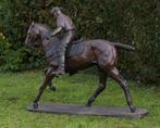 Bronzen beeld van een Polo Speler - 180x65x152cm - 137Kg, Tuin en Terras, Nieuw, Mensenbeeld, Metaal, Verzenden