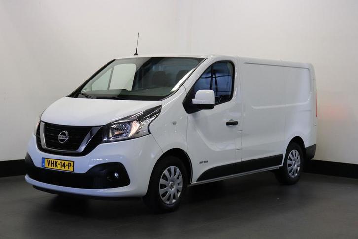 Nissan NV300 2.0 dCi 145PK Automaat EURO 6, Auto's, Bestelauto's, Dealer onderhouden, Lease, Zwart, Automaat, Wit, Financial lease
