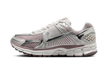 Nike Zoom Vomero 5 Metallic Silver Platinum Violet (W) beschikbaar voor biedingen